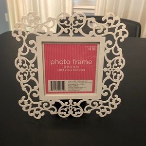 White picture frame